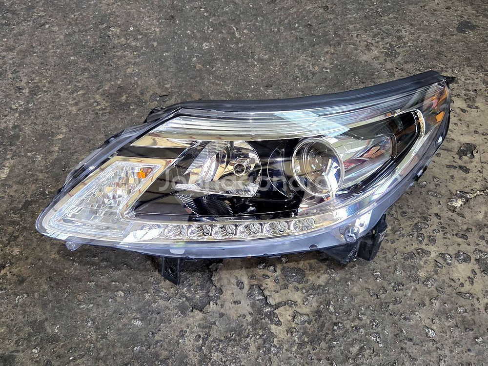 뉴SM5 플래티넘 할로겐 일반라이트 260609456R--0