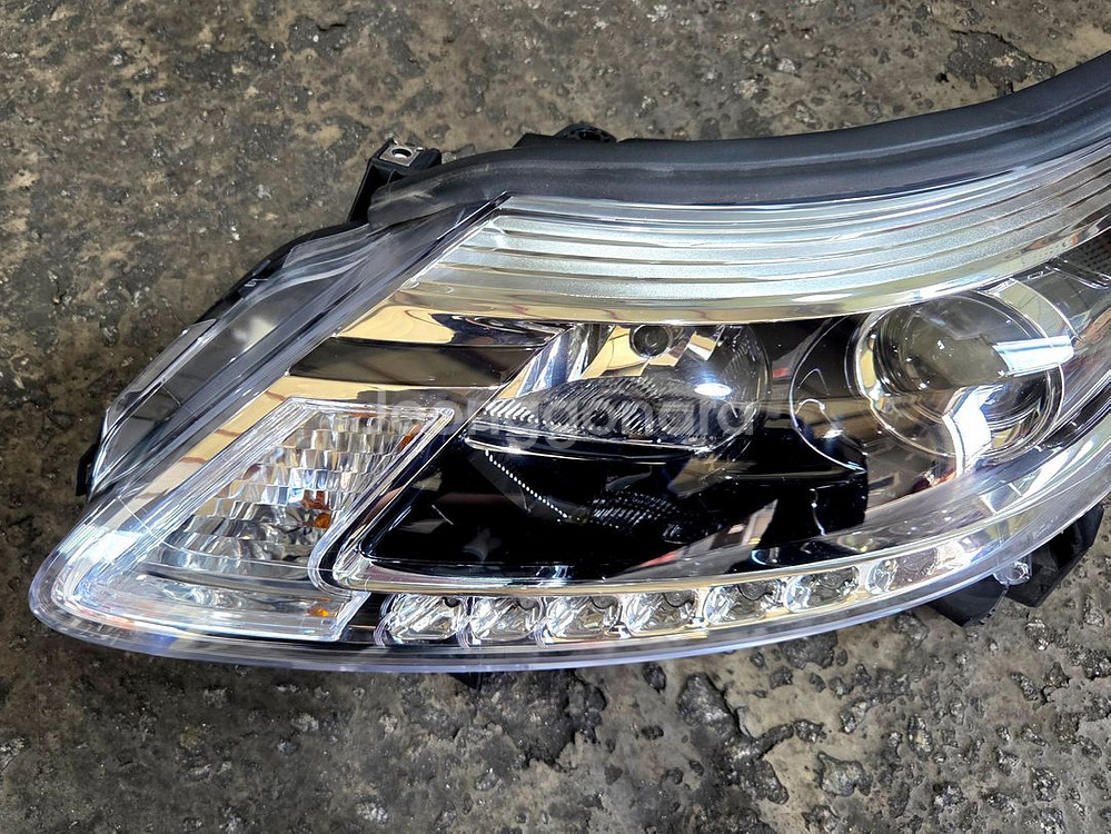 뉴SM5 플래티넘 할로겐 일반라이트 260609456R--1