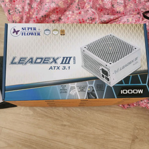 슈퍼플라워 1000w 화이트 파워 골드등급