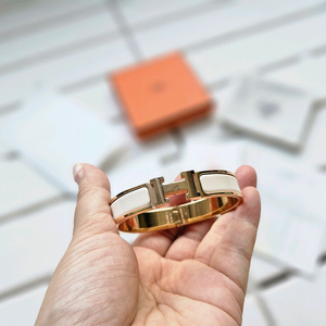 에르메스 클릭아슈 화이트/로즈골드 팔찌