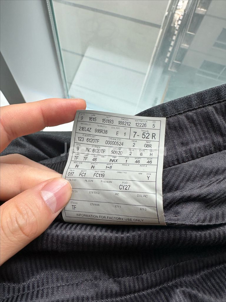 52R)톰포드 쉘튼 투피스 다크그레이--2