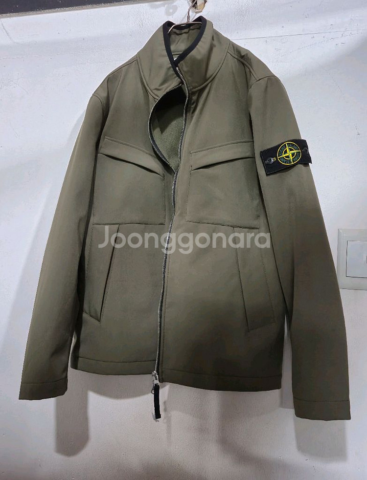 스톤아일랜드 라이트 소프트쉘 R 점퍼--0