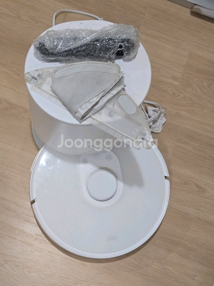 Inic I9 로봇청소기 7만--0