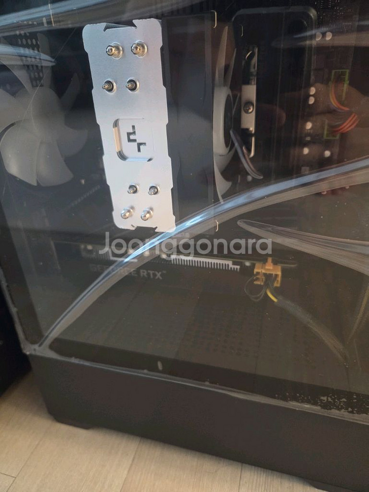 게이밍 라이젠5600X/RTX2060 본체 팝니다--0