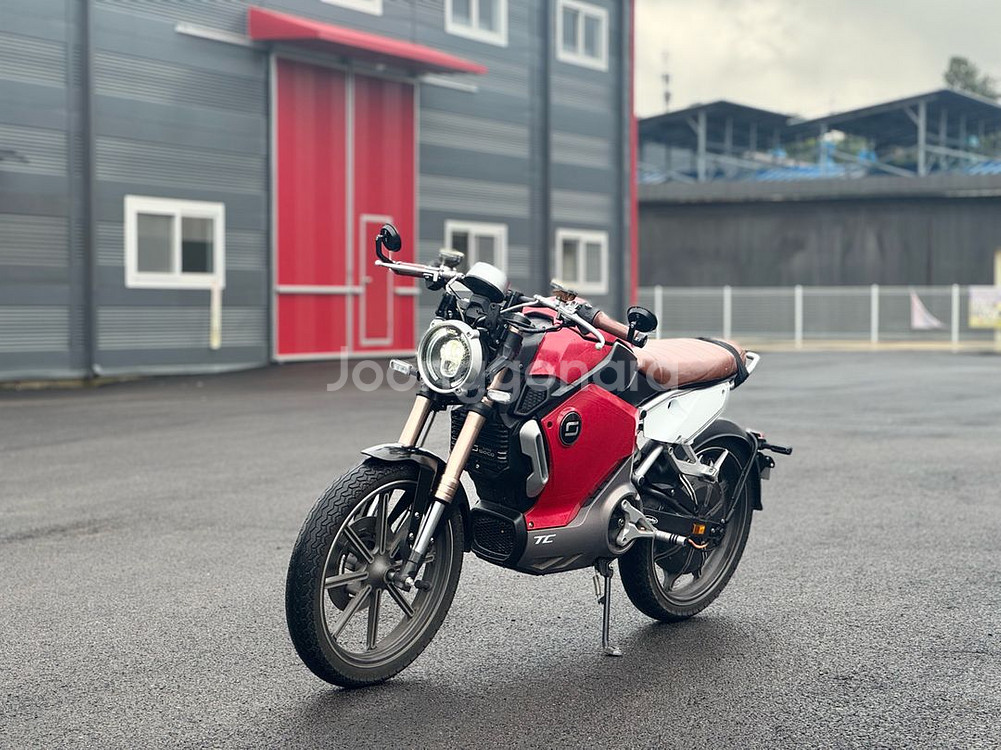 슈퍼쏘코 tc 22년식 8천키로 판매합니다--1