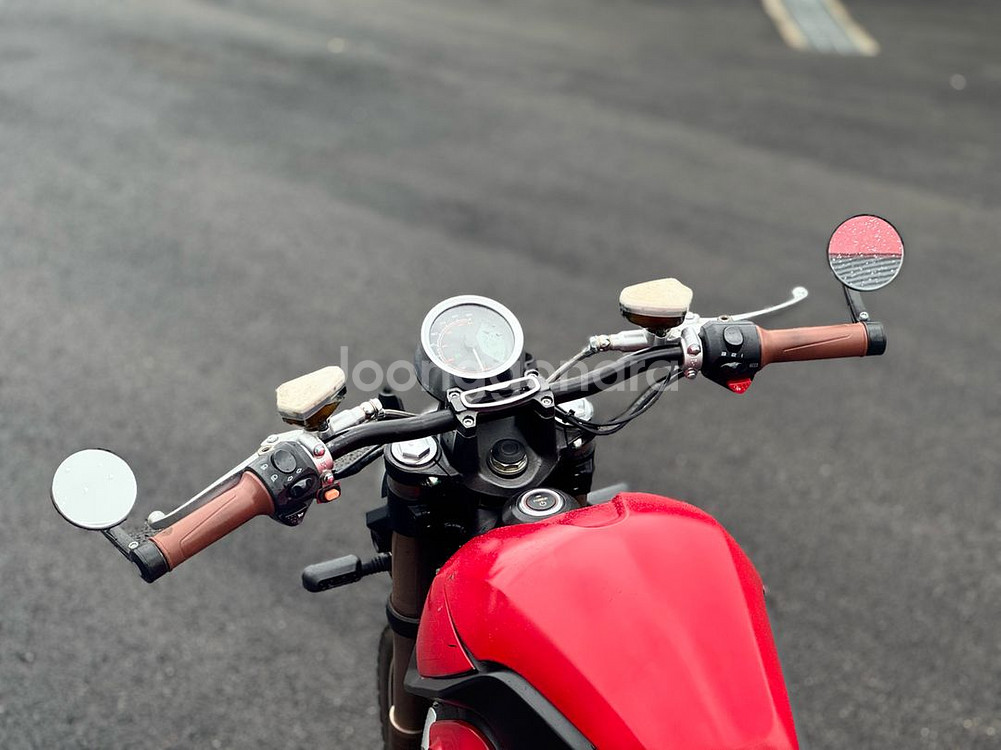 슈퍼쏘코 tc 22년식 8천키로 판매합니다--7