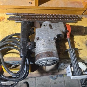 마끼다유선함마드릴HR3811/38mm