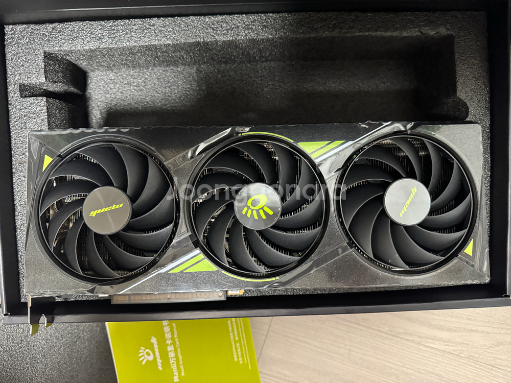 MANLI 지포스 RTX 5070 Nebula 팝니다--1