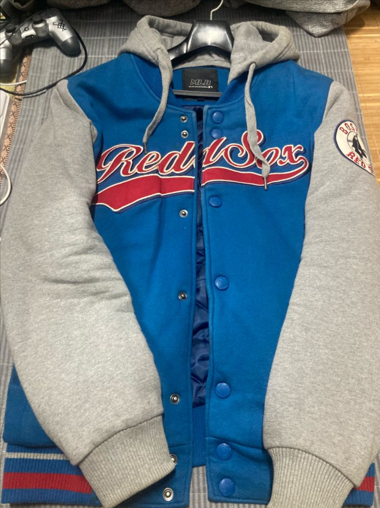 mlb 야구점퍼 95사이즈 판매합니다--1