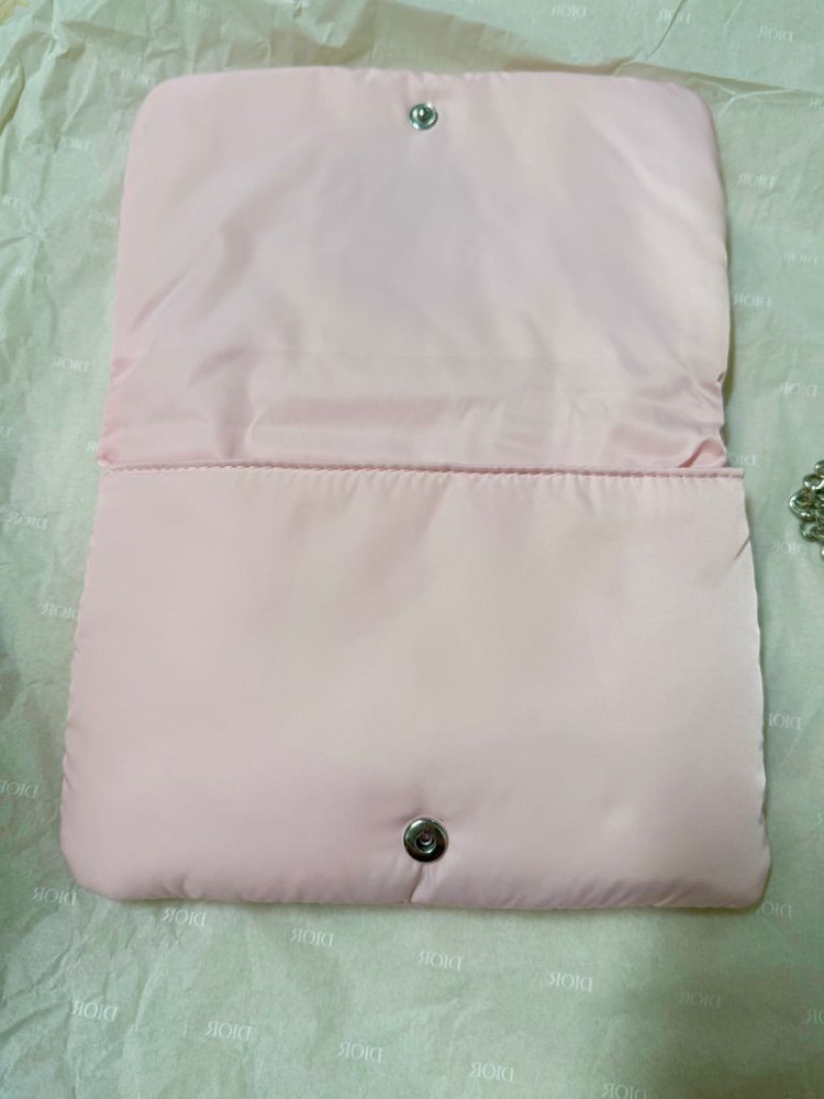 디올 서비스 파우치(정품)--1