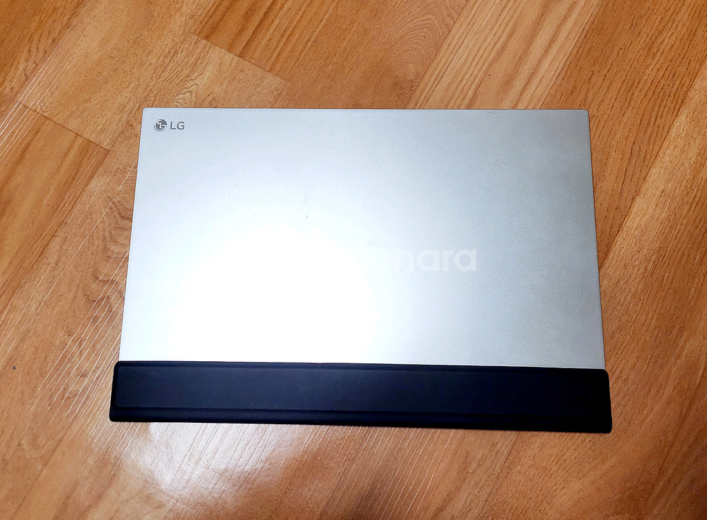 LG 그램뷰 16MQ70 듀얼모니터--1