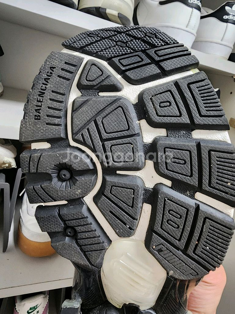 발렌시아가 뉴러너 오레오, 40사이즈--1