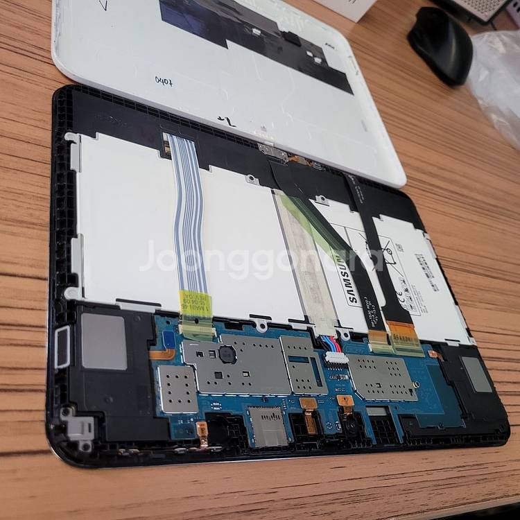 갤럭시탭 A 9.7 (SM-T550) 부품용--7