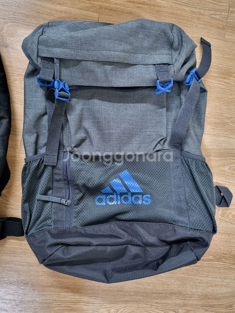 아디다스 백팩 및 여행용 가방--0
