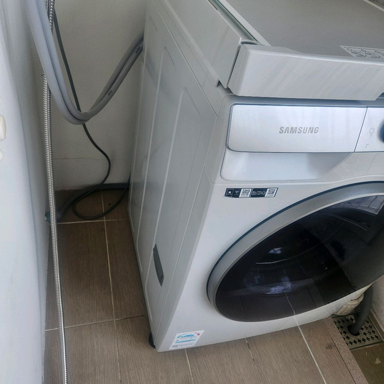 삼성 그랑데 AI 세탁기 WW10TP34DSG 팝니다 이미지
