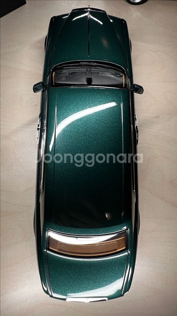 1:18 롤스로이스 팬텀 EWB 08841BG (교쇼,--6