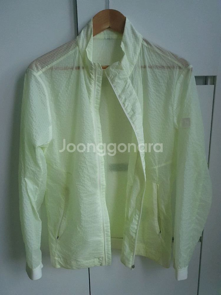 헤지스 골프 바람막이 점퍼--2