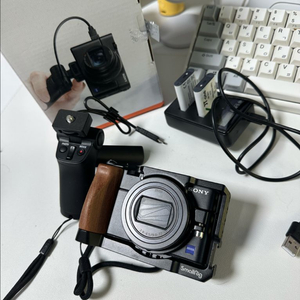 소니 RX100m7 g (스몰리그+충전기 배터리*2)