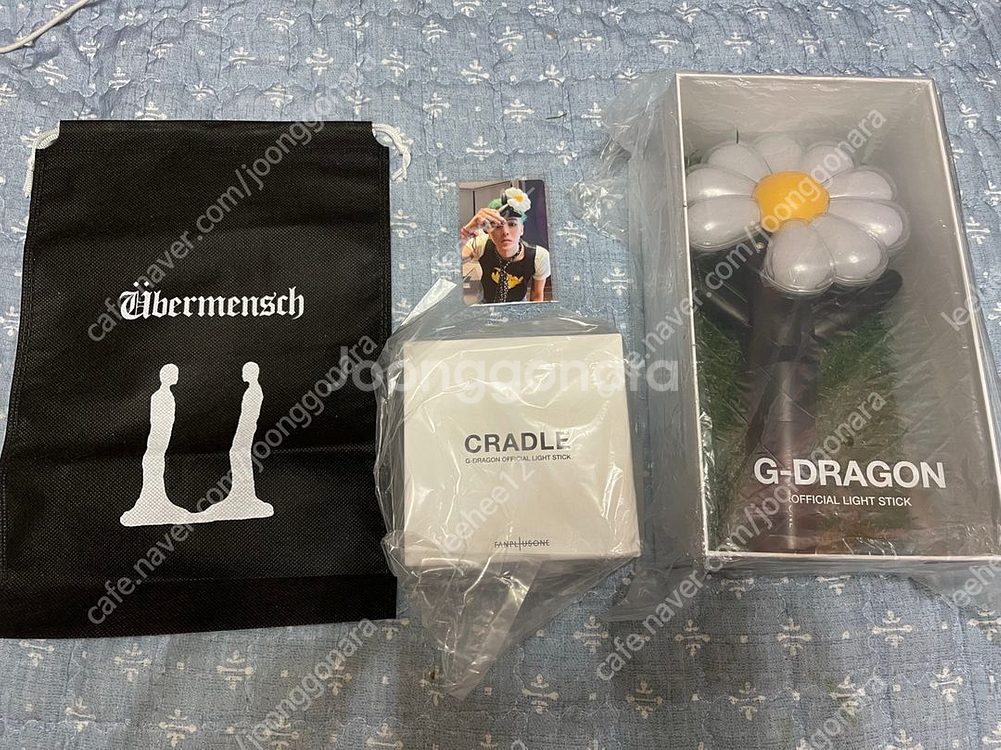 지드래곤 지디 권지용 위버멘쉬 공식 응원봉 포카 새상품--0