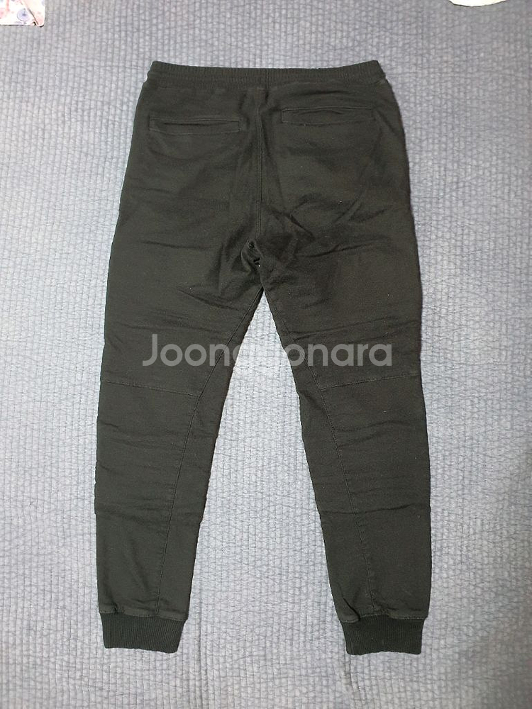 새거 H&M 블랙진 조거팬츠32-34 사이즈 팔아요--1