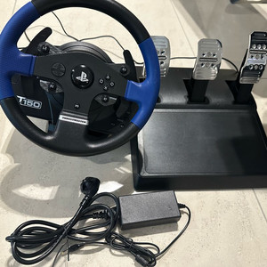 트러스트마스터 T150 프로 레이싱 휠