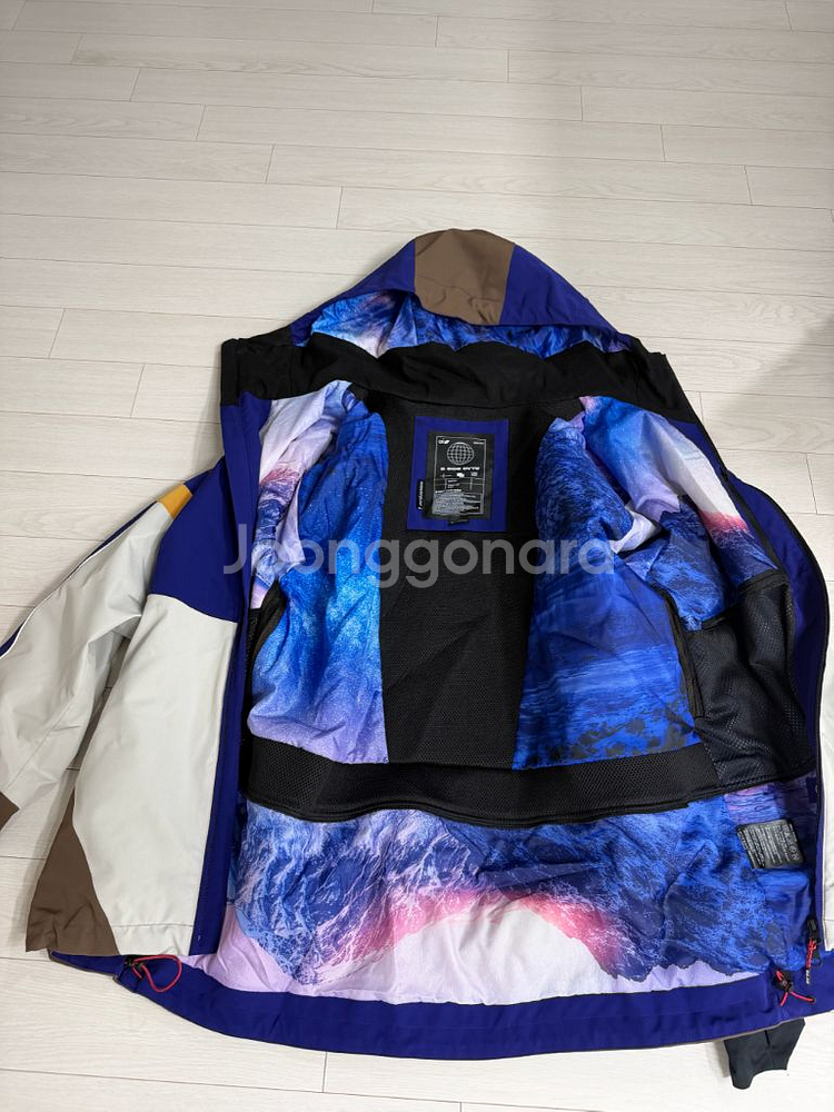 2425 오비오보드복 건담 XL 사이즈 세트로 판매합니--2