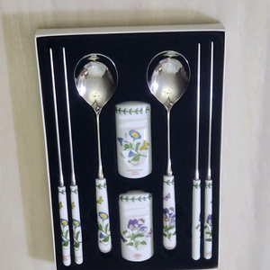 포트메리온 수저 2벌 세트 새상품 팝니다.