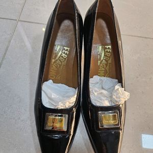 페레가모 구두 230(6)사이즈