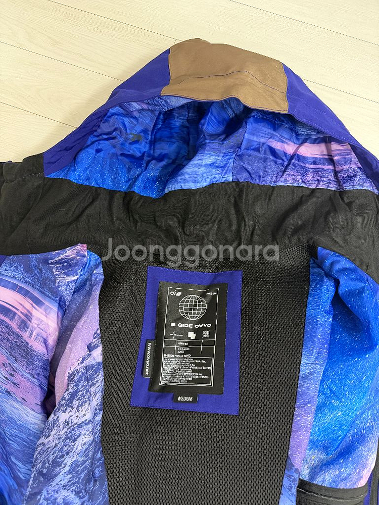 2425 오비오보드복 건담 M 사이즈 세트로 판매합니다--3