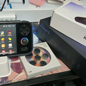 AYA NEO 아야네오 포켓S 16/1tb 무각 FHD