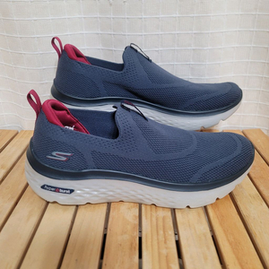 스케쳐스 고워크 하이퍼버스트 스니커즈 275