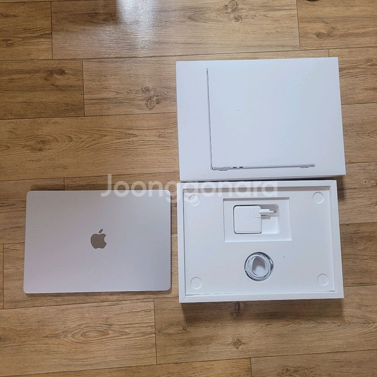 맥북에어 M4 512GB 15인치 신품급--5