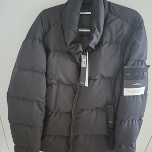 스톤아일랜드 FW24 고스트 패딩 팝니다(새상품)