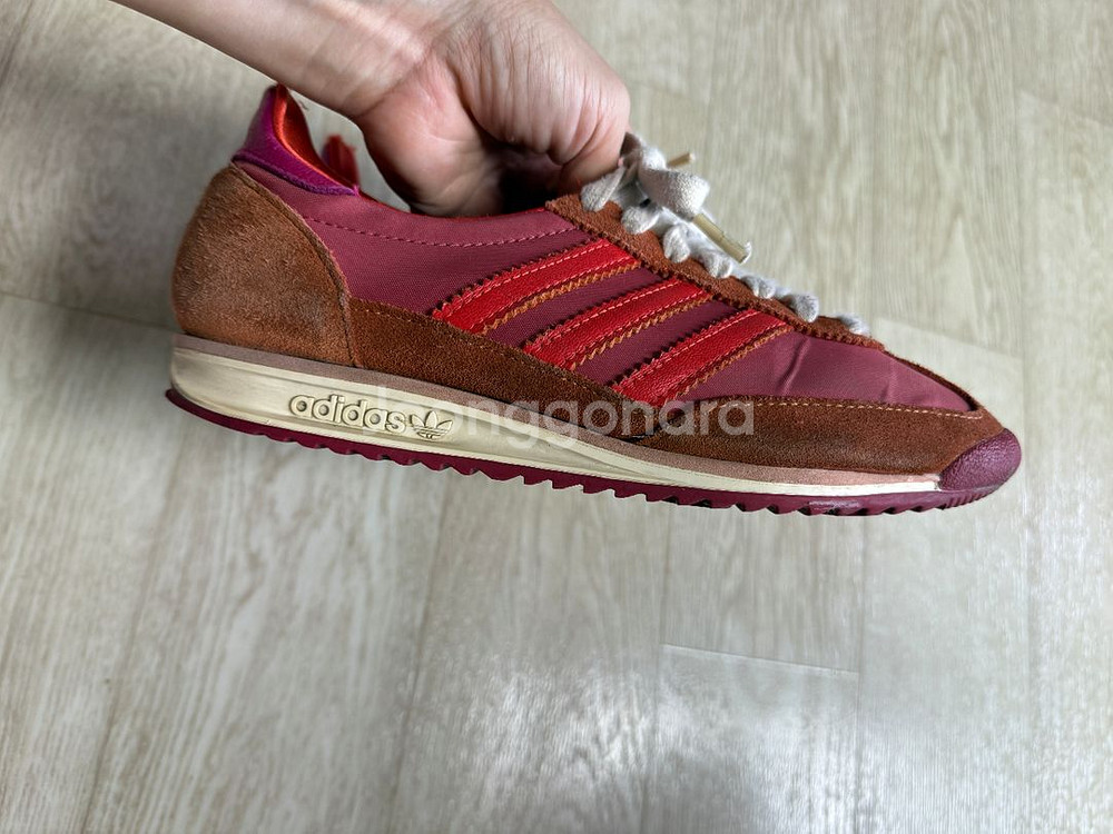 아디다스 운동화 225--2