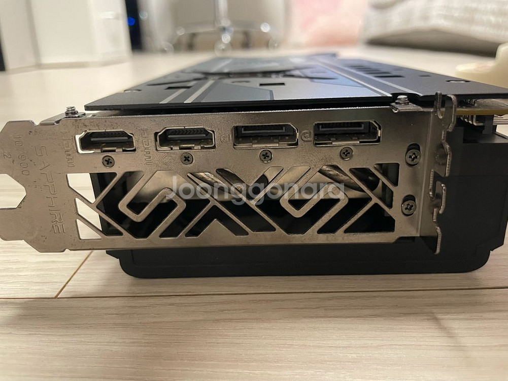 SAPPHIRE 라데온 RX Vega 56 NITRO+--2