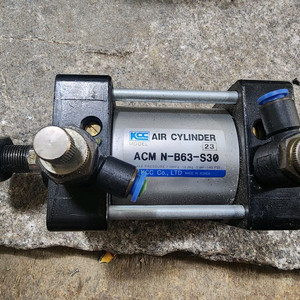 에어실린더 판매합니다.