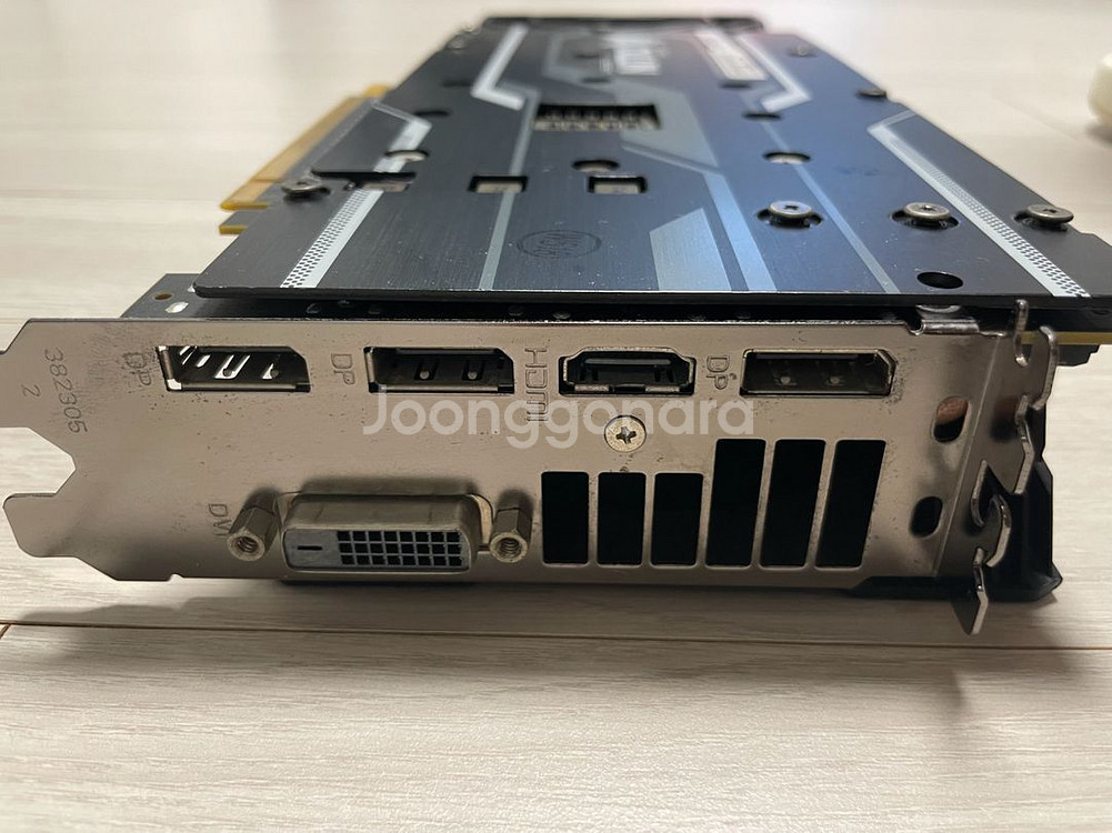 사파이어 라데온 R9 Fury Tri-X NITRO--2