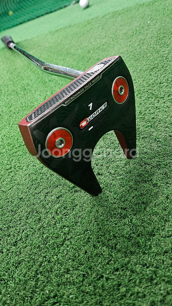 오디세이 오웍스 세븐 퍼터 33인치--0