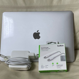 맥북프로 13인치 터치바(i7/16G/1TB) 새배터리