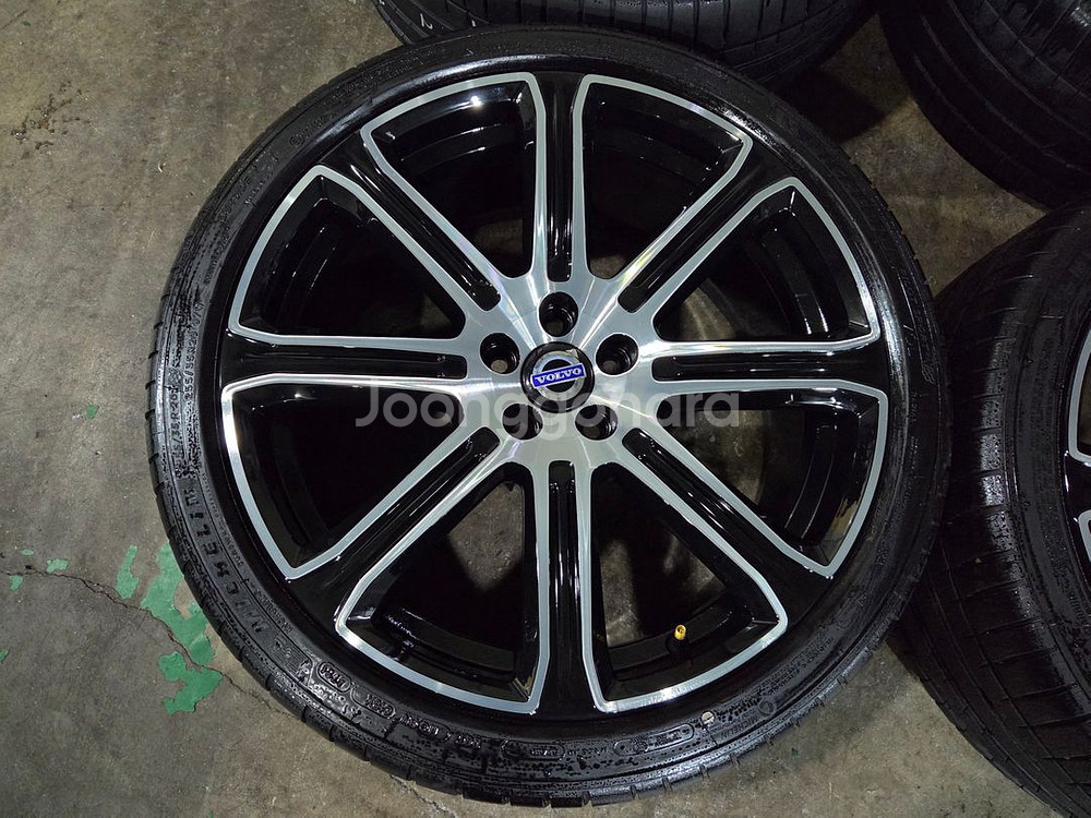 볼보 S90 20인치 정품 휠타이어--1