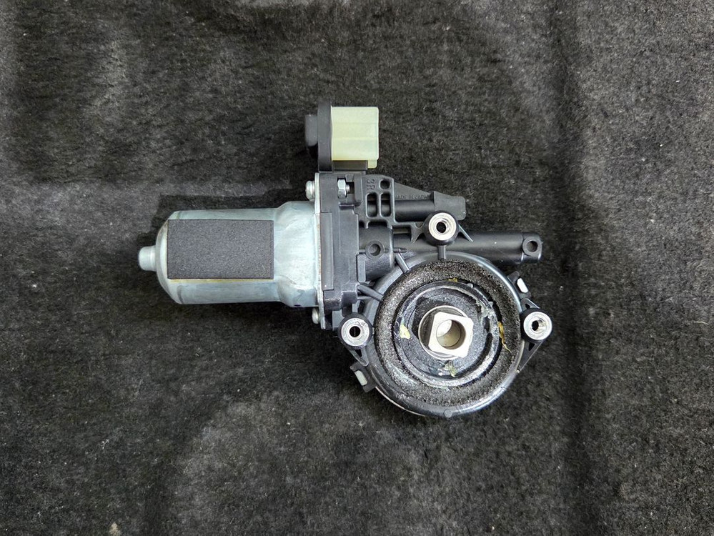 인피니티 G35 G37 G35S 윈도우 유리모터 이미지