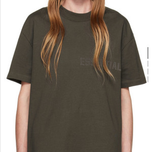 에센셜 반팔 티셔츠