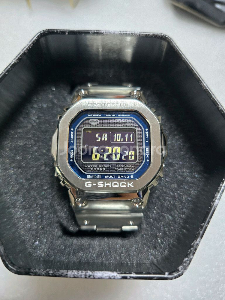 카시오[GMW-B5000D-2DR] 팝니다.--0