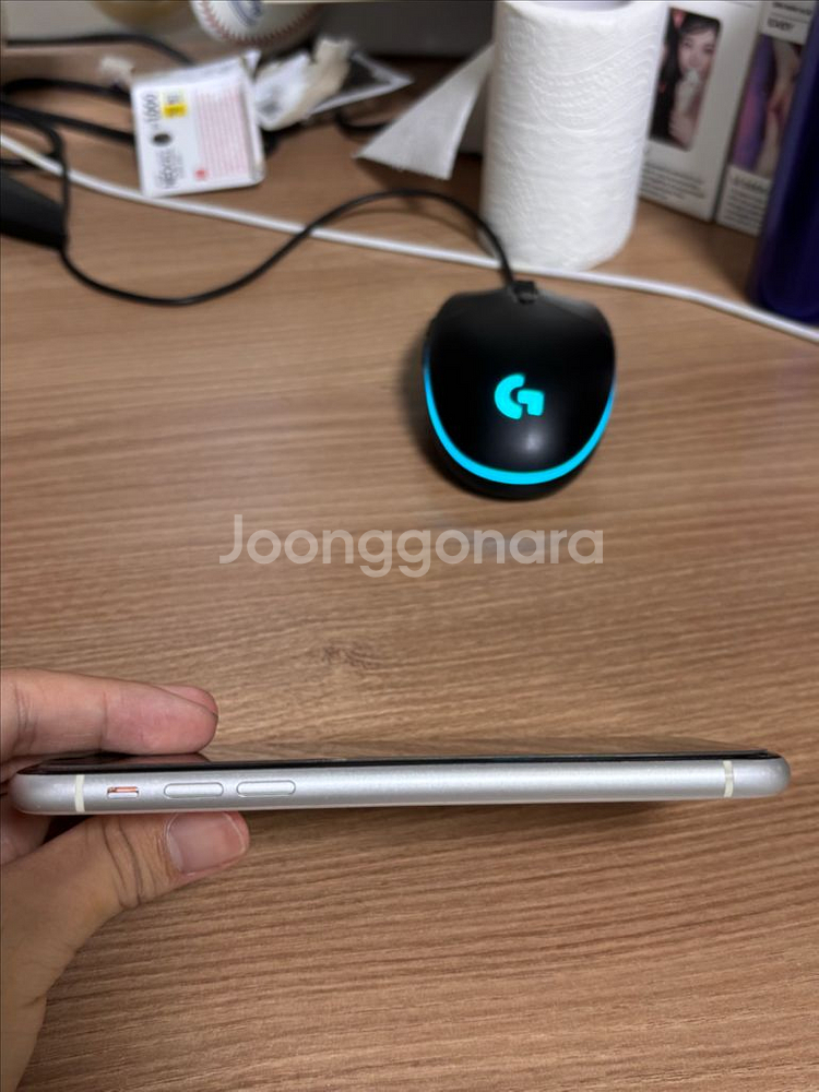 아이폰XR 화이트 64GB--4