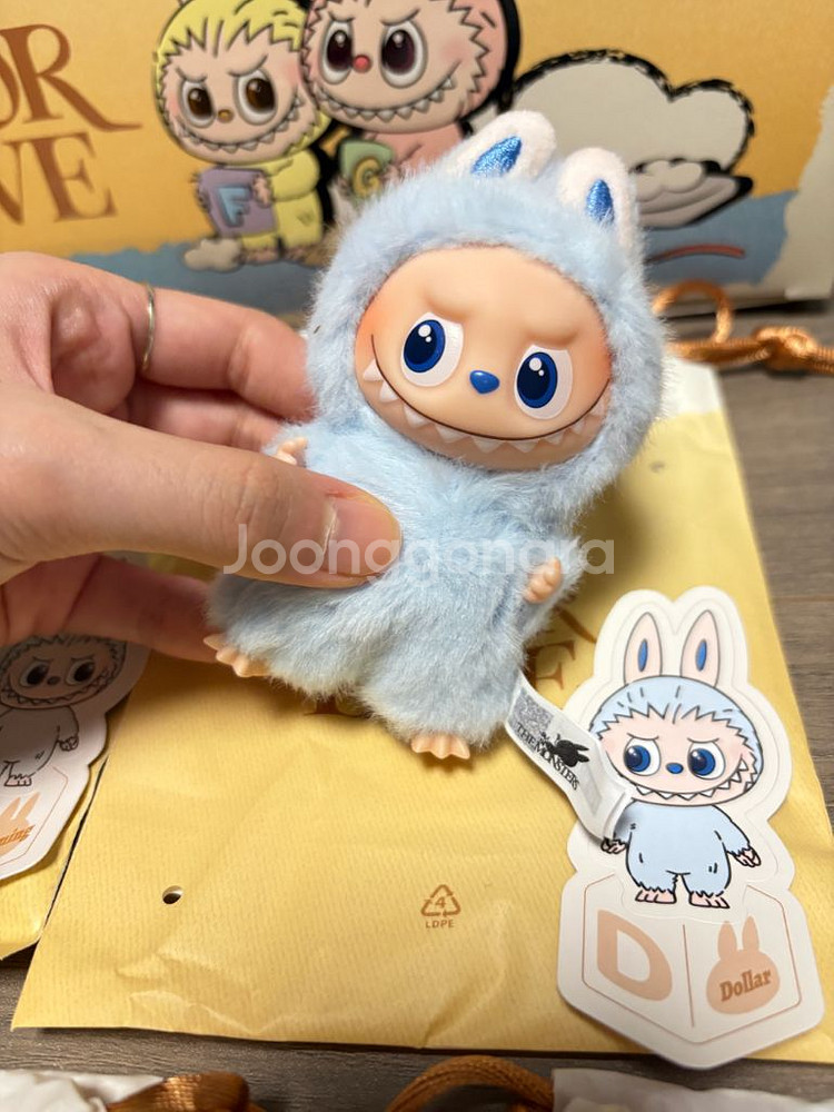 라부부 미니 키링--1