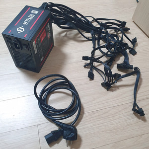80PLUS 정격 700W 파워서플라이 ATX