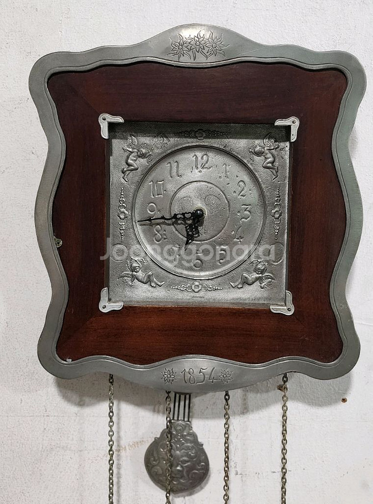 앤틱 원목 주석 액자 쿼츠시계.--0