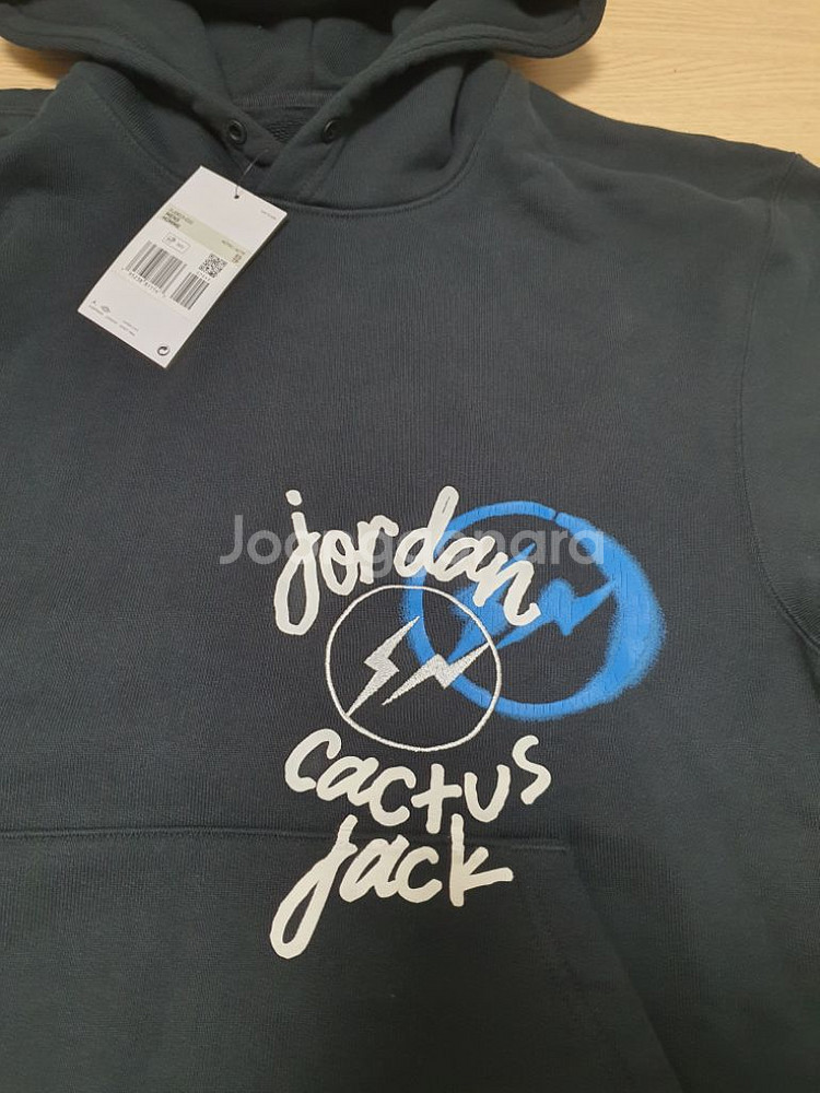 조던X트레비스스캇X프라그먼트 후드 블랙 해외xs(국내M--4