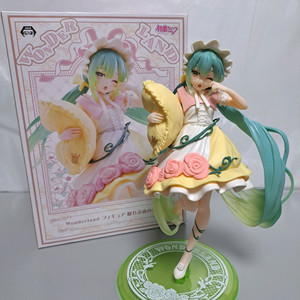 하츠네 미쿠 원더랜드 잠자는 숲속의 미쿠 미소녀 피규어