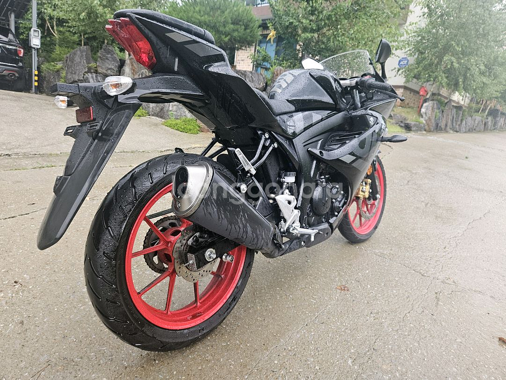 스즈키gsxr125 /검빨 /23년식 / 8천키로 /3--5